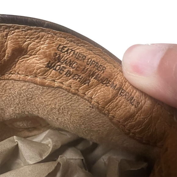 Born Brown Tan 7 Leather Distressed Western Cowboy Boho Comfort Ankle Boots - Picture 11 of 12